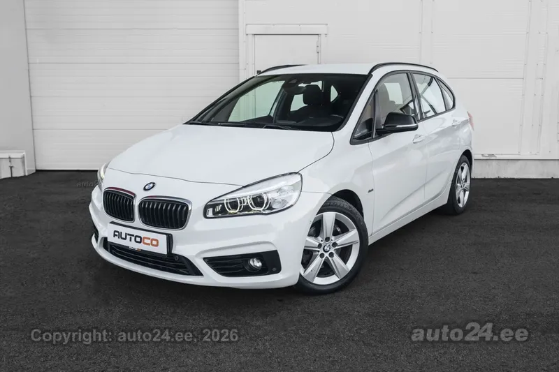 BMW 218 - 1