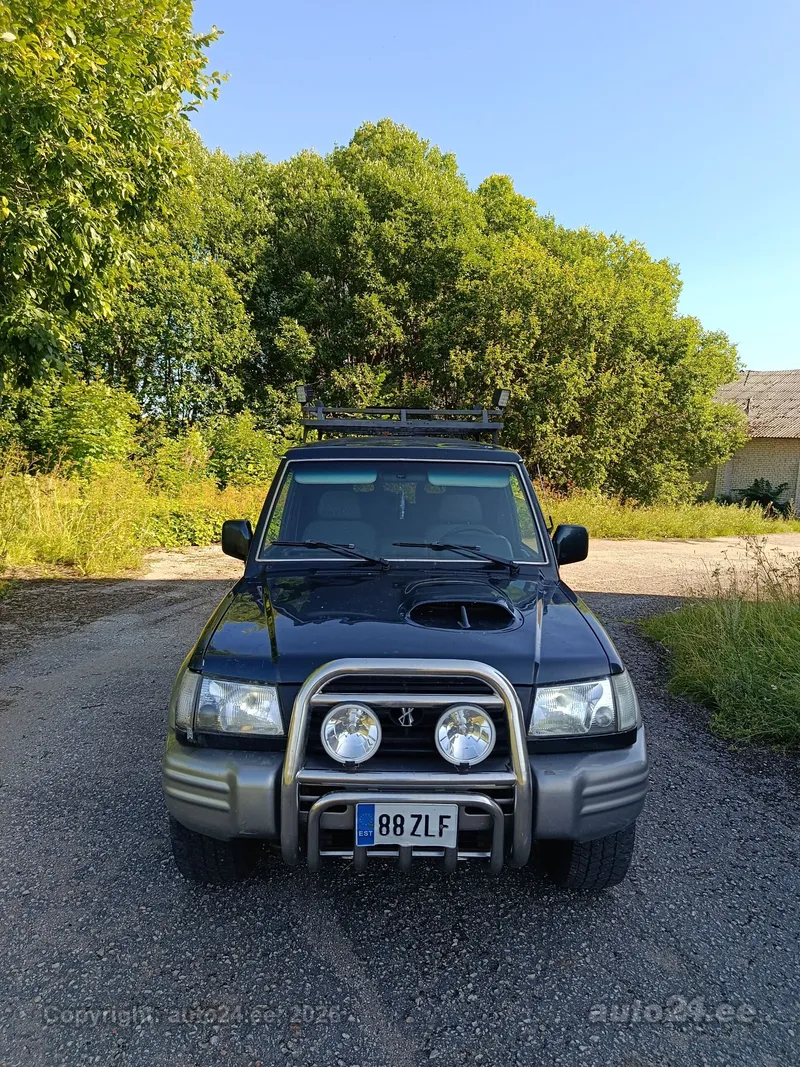 Hyundai Galloper - 1