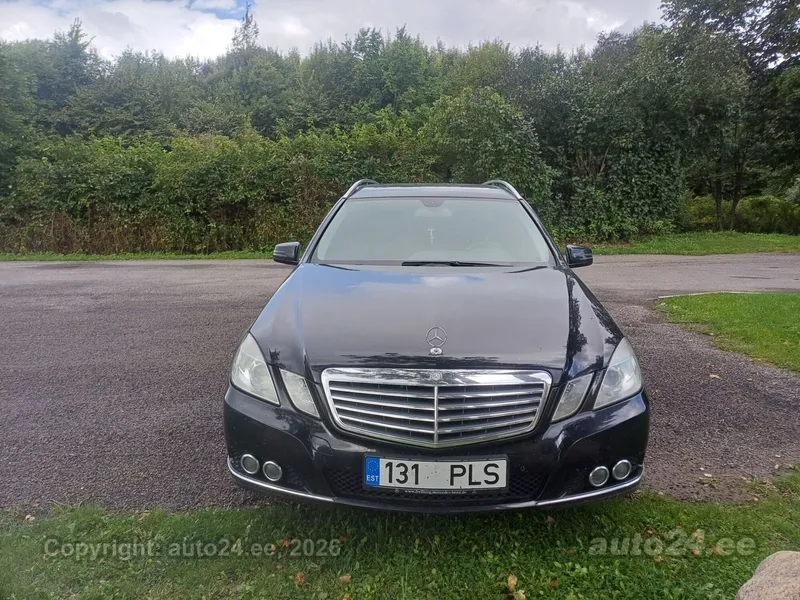 Mercedes-Benz E 200 - 1