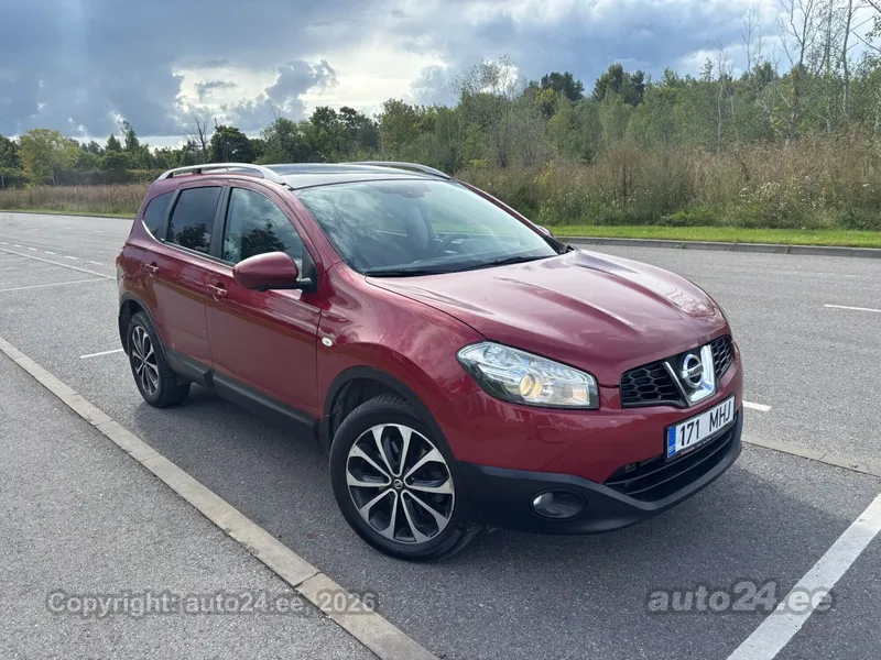 Nissan Qashqai+2 - 1