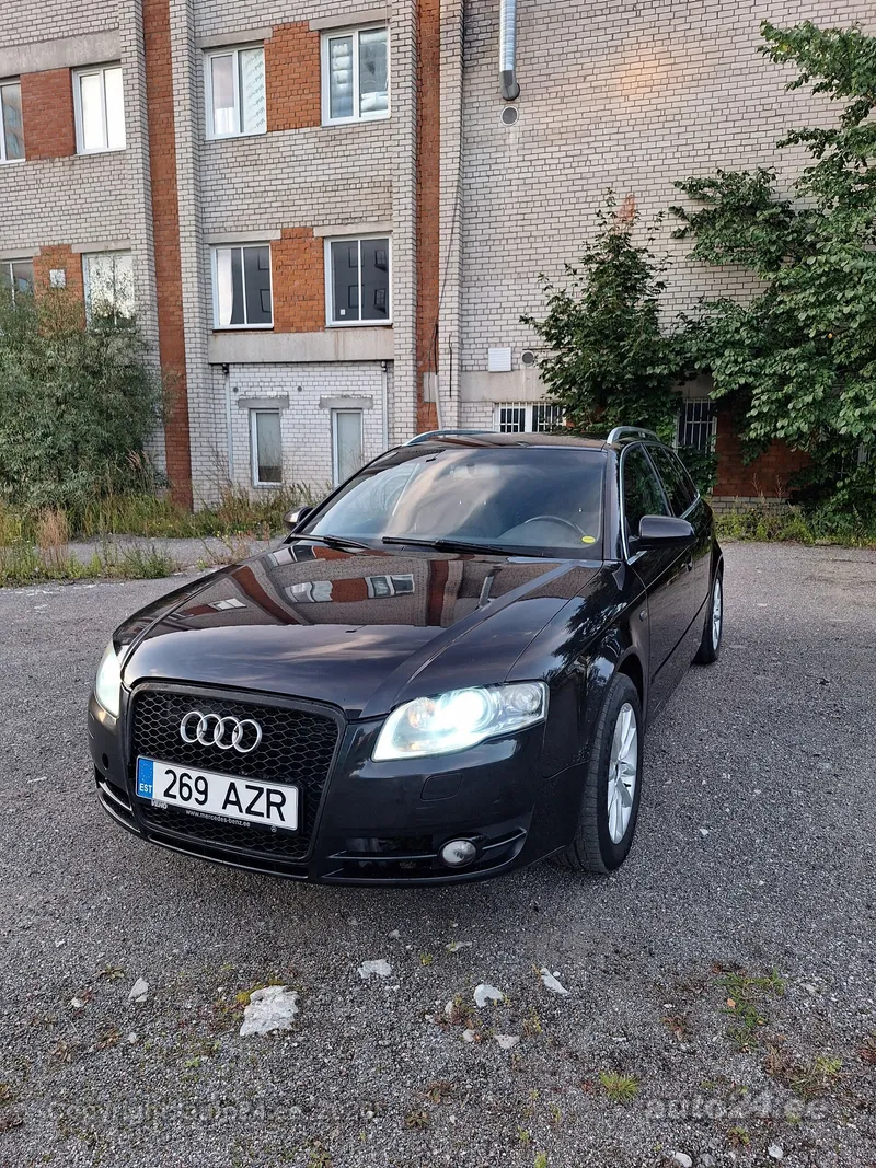 Audi A4 - 1