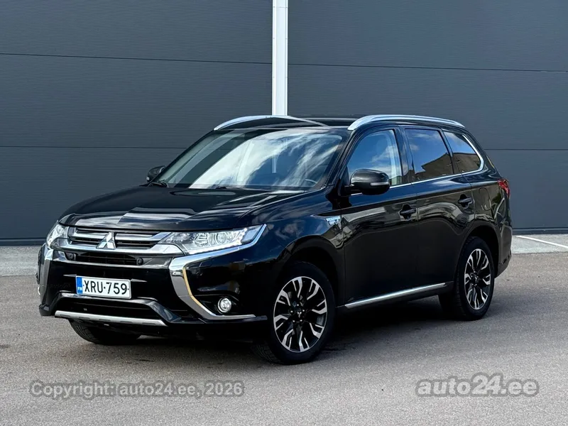 Mitsubishi Outlander - 1