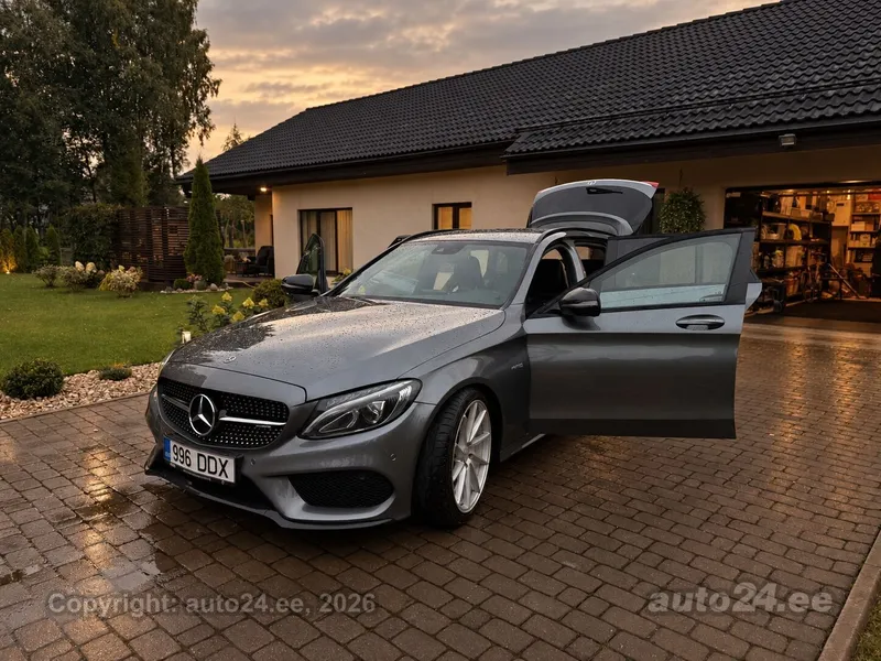 Mercedes-Benz C 43 AMG - 1