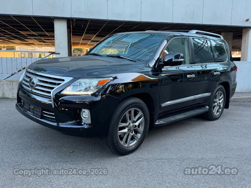 Lexus LX 570 - 1