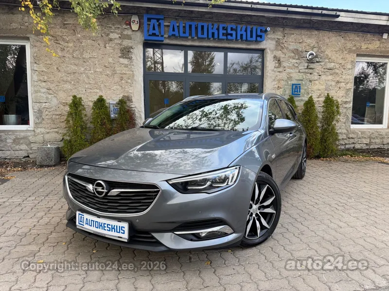 Opel Insignia - 1