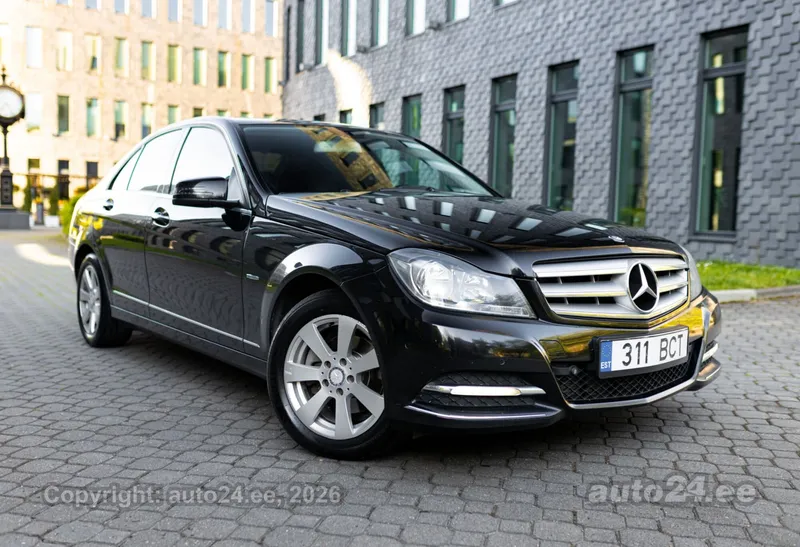Mercedes-Benz C 200 - 1