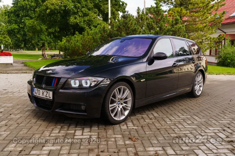 BMW 330 - 1