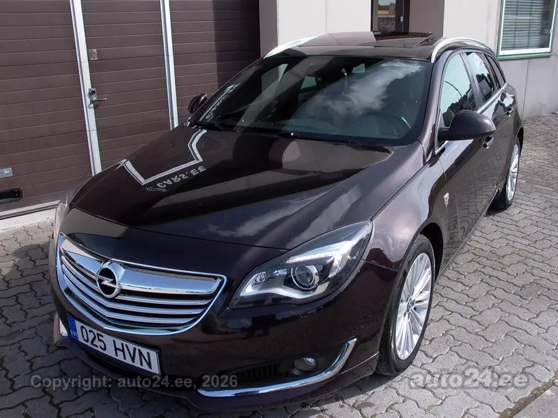 Opel Insignia - 1