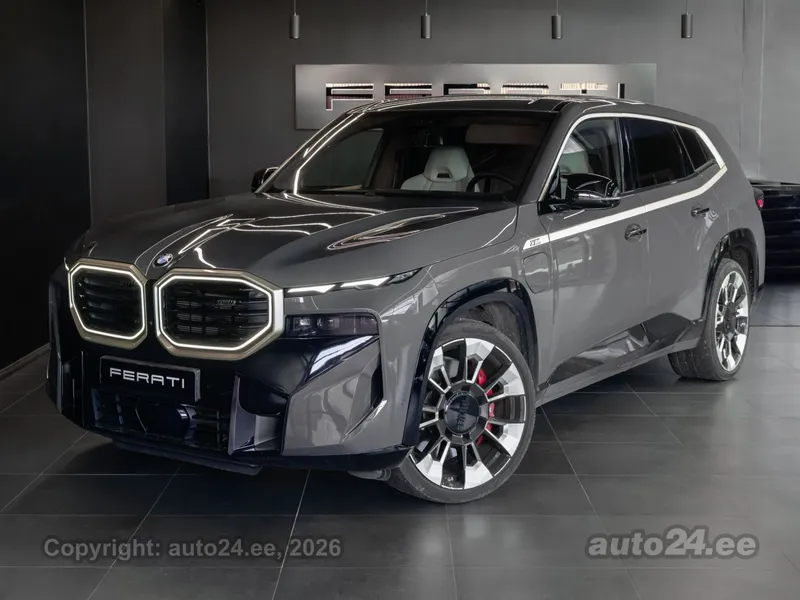 BMW XM - 1