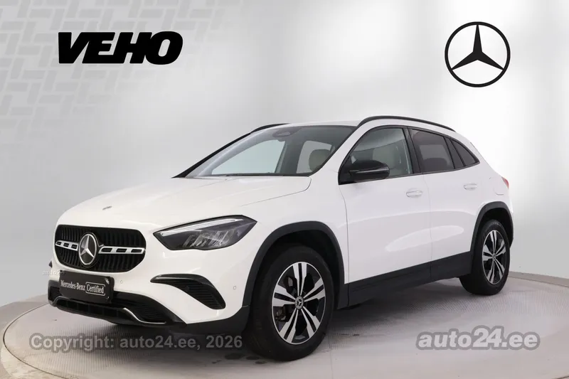 Mercedes-Benz GLA 180 - 1