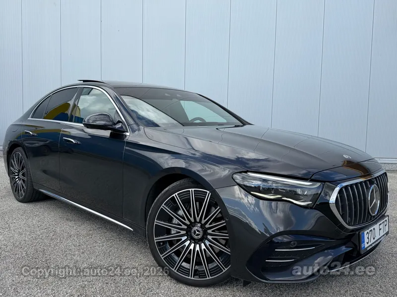 Mercedes-Benz E 220 - 1