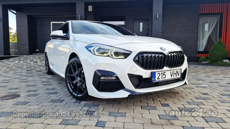 BMW 218 - 1