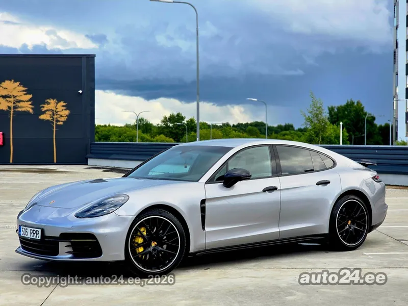 Porsche Porsche Panamera