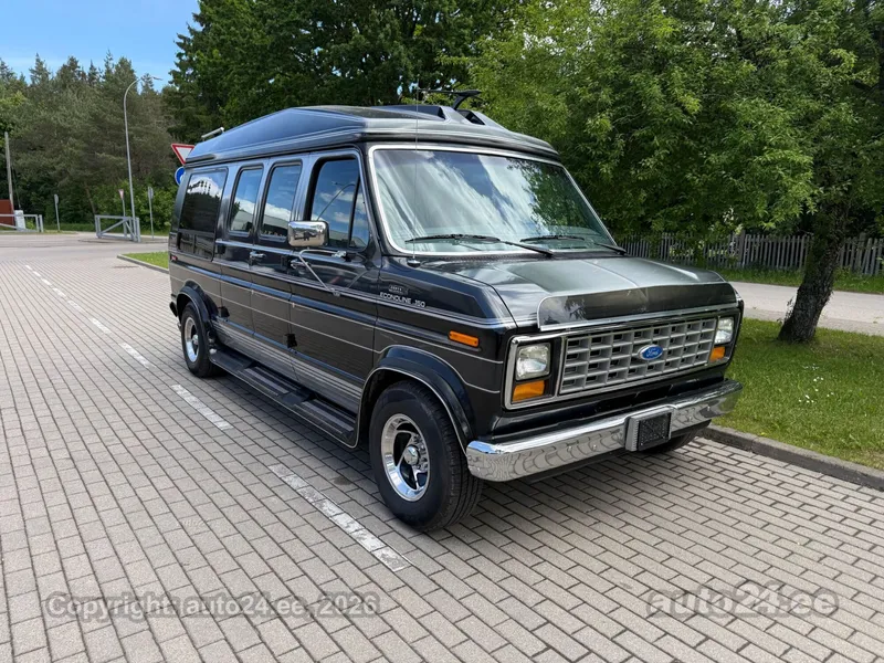 Ford Econoline - 1