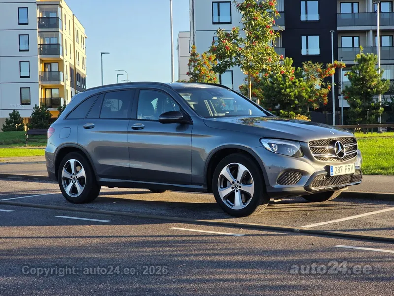 Mercedes-Benz GLC 220 - 1