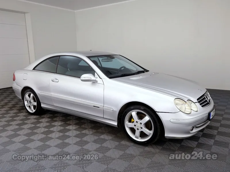 Mercedes-Benz Mercedes-Benz CLK 200