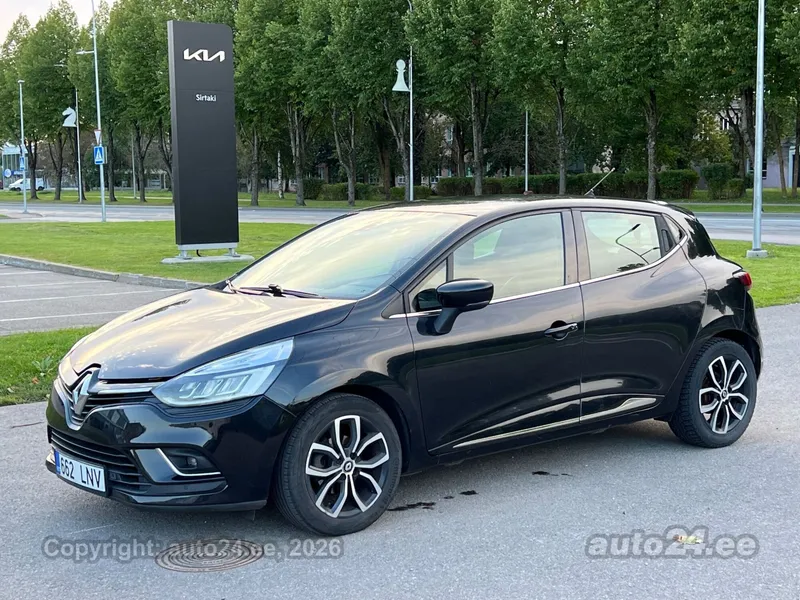 Renault Clio - 1