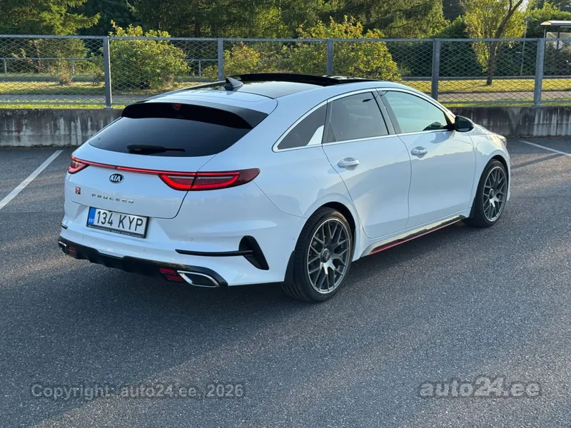 KIA ProCeed - 1
