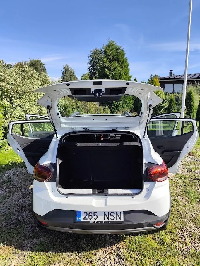 Dacia Sandero - 1