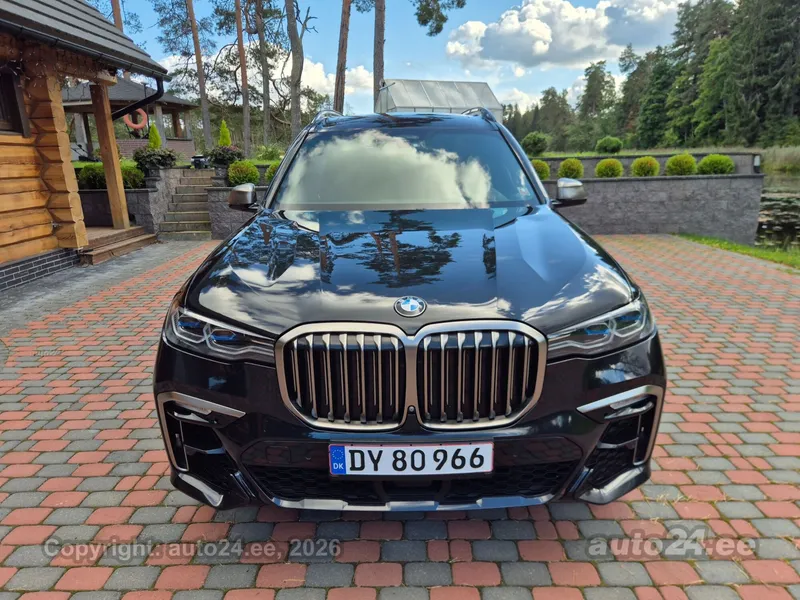 BMW BMW X7 M50