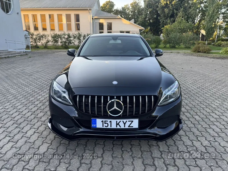 Mercedes-Benz C 220 - 1