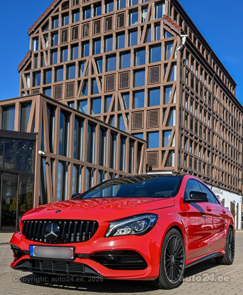Mercedes-Benz Mercedes-Benz CLA 250