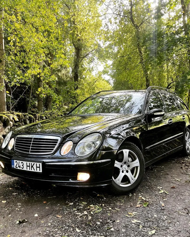 Mercedes-Benz Mercedes-Benz E 320