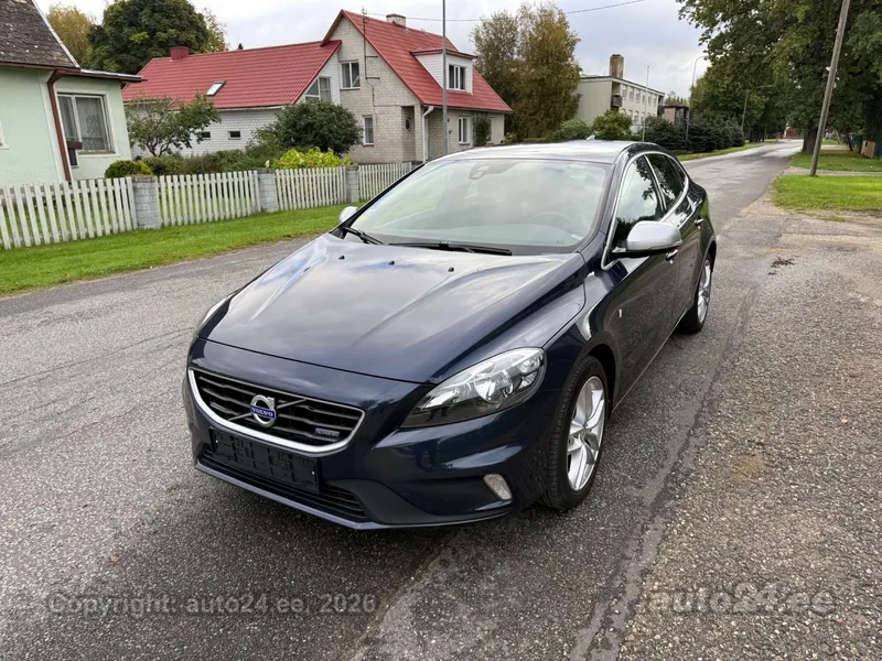 Volvo Volvo V40