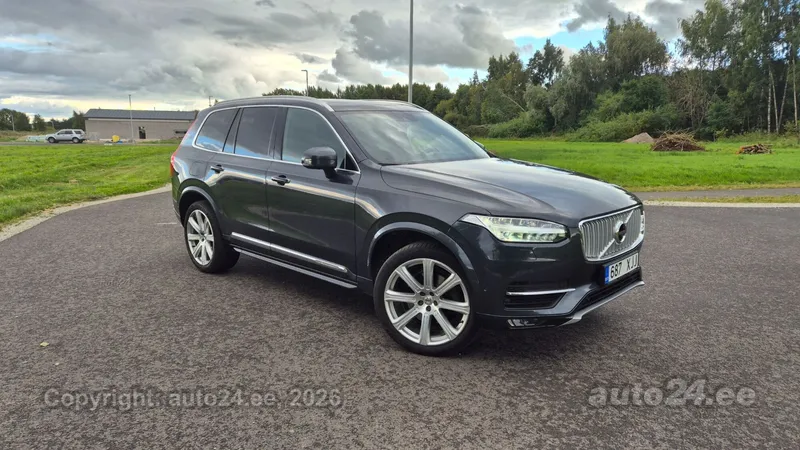 Volvo XC90 - 1