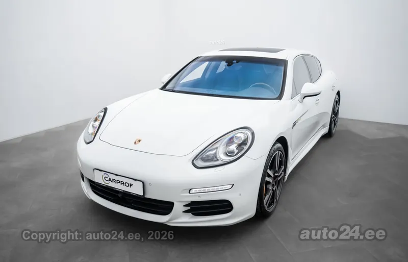 Porsche Panamera - 1