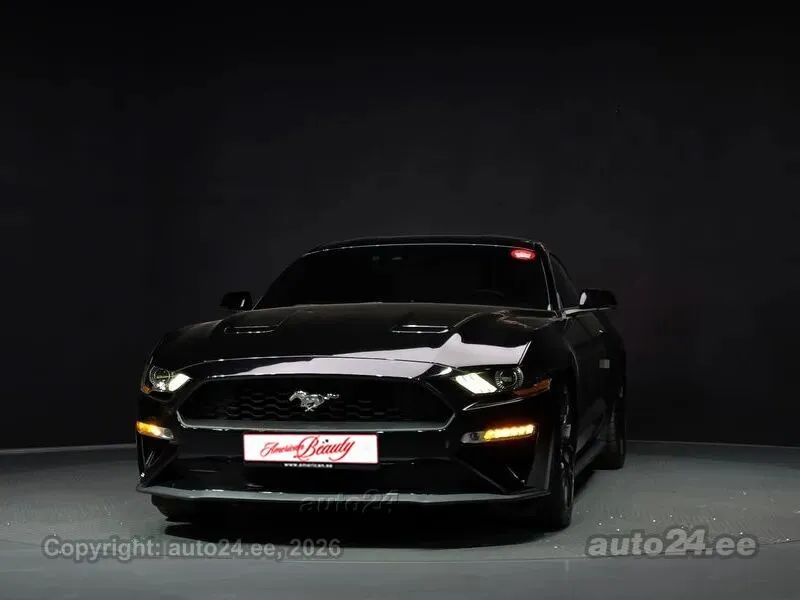 Ford Mustang - 1