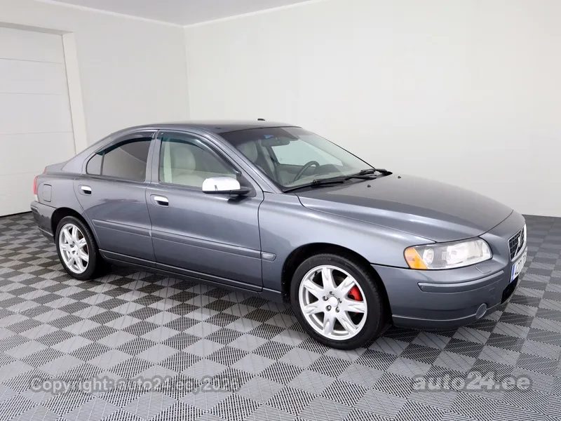 Volvo S60 - 1