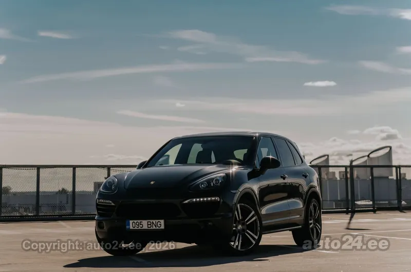 Porsche Cayenne - 1