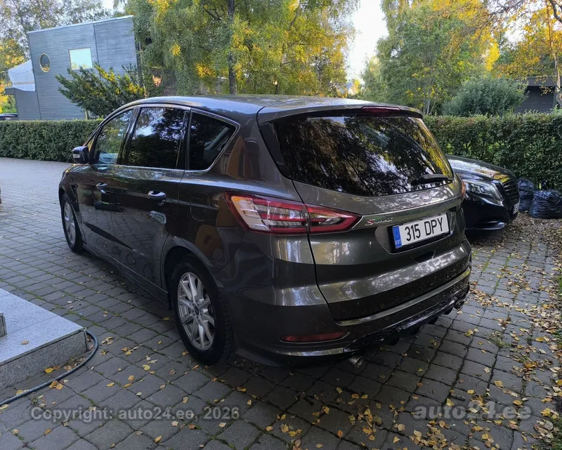 Ford S-max - 1