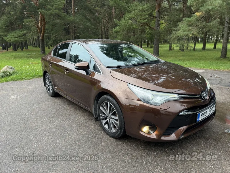 Toyota Avensis - 1