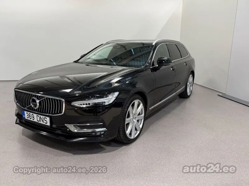 Volvo V90 - 1