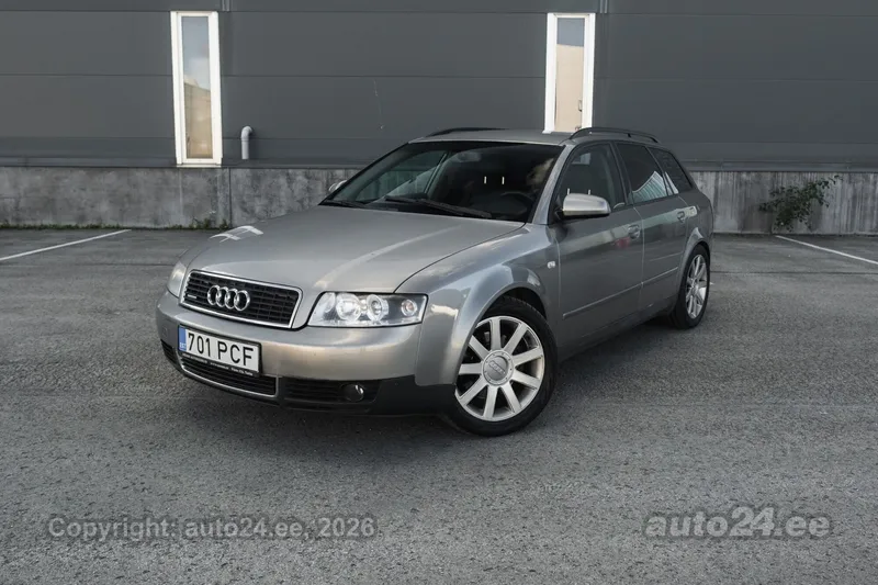 Audi A4 - 1