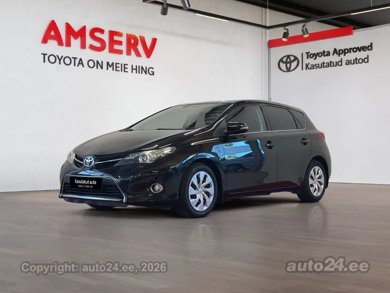 Toyota Auris - 1