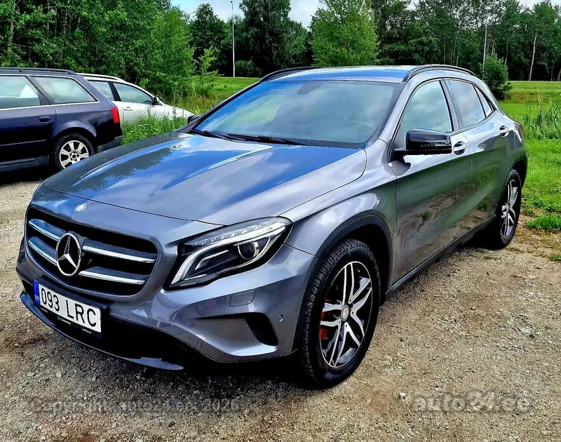 Mercedes-Benz Mercedes-Benz GLA 200
