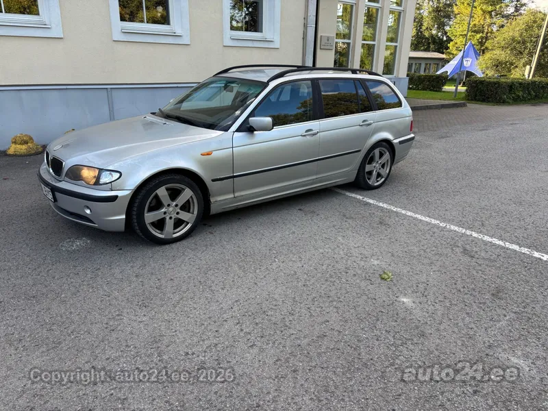 BMW 330 - 1