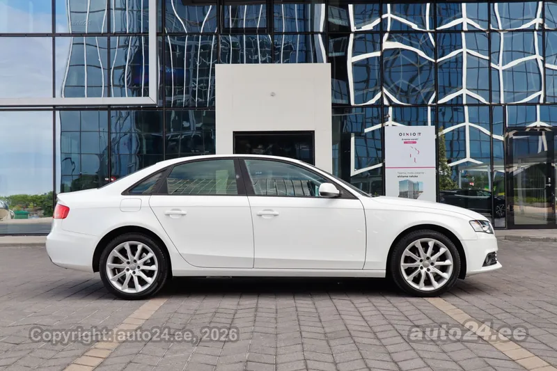 Audi A4 - 1