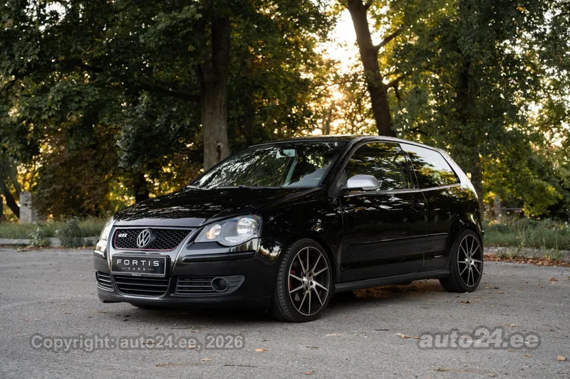 Volkswagen Polo - 1