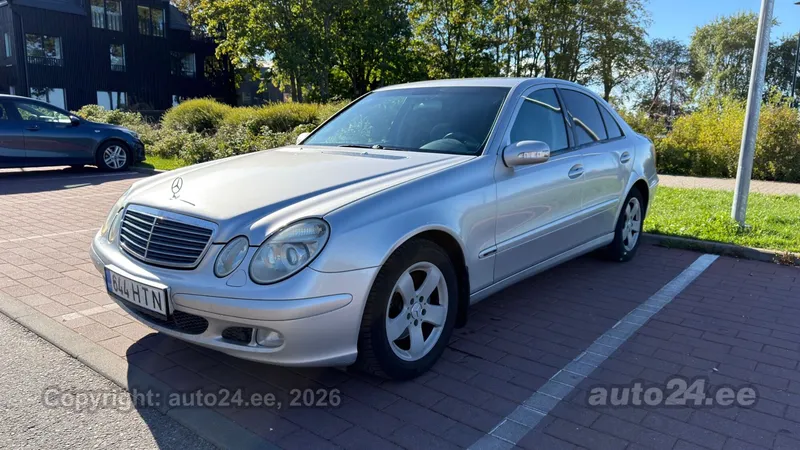 Mercedes-Benz Mercedes-Benz E 200