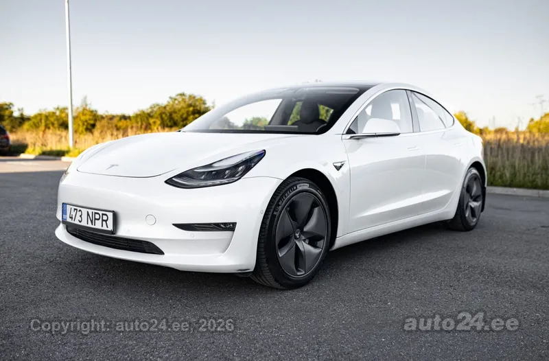 Tesla Tesla Model 3