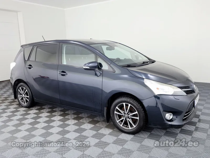 Toyota Toyota Verso