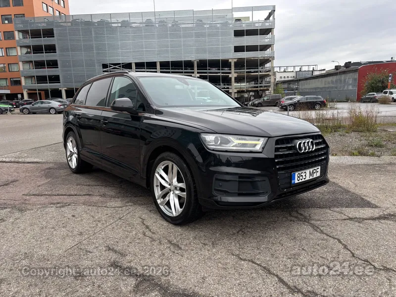 Audi Q7 - 1