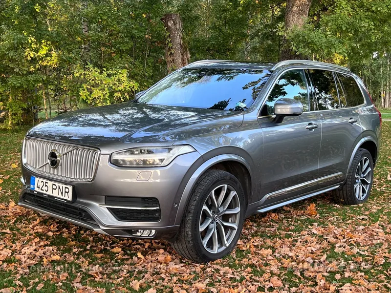 Volvo XC90 - 1