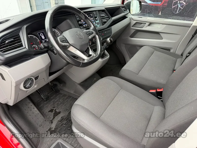 Volkswagen Transporter - 1