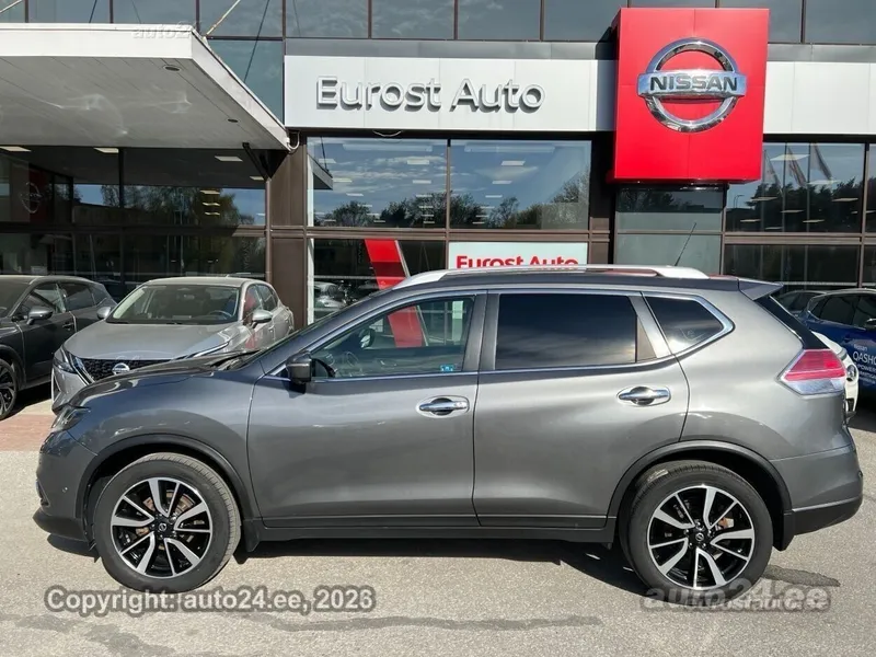 Nissan X-Trail - 1