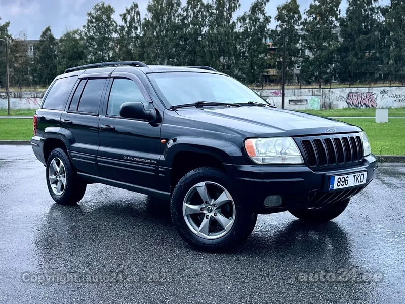 Jeep Grand Cherokee - 1